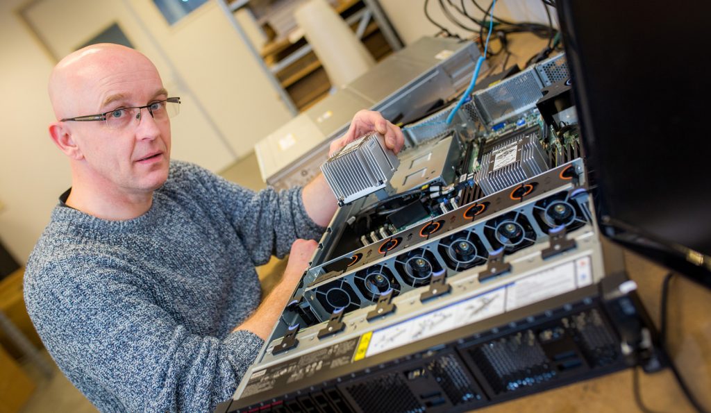 BUY USED SERVERS